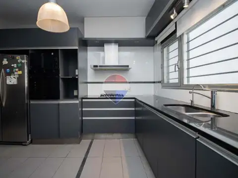 Alquiler. Casa de 4 dormitorios en Puerto de Buceo