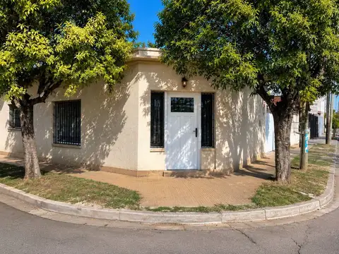 OPORTUNIDAD VENTA CASA A REFACCIONAR O CONSTRUCTOR