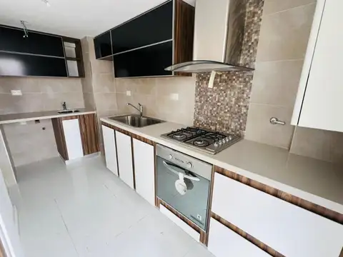 Departamento 3 ambientes con 2 baños