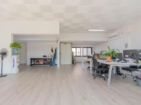 Oficina Monoambiente con 10 baños