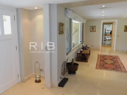 Importante Propiedad al Golf sobre 3000 m2