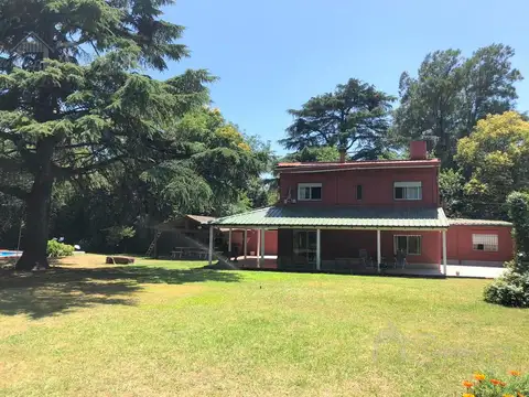 Quinta 6 Ambientes En Venta - Francisco Alvarez, Moreno