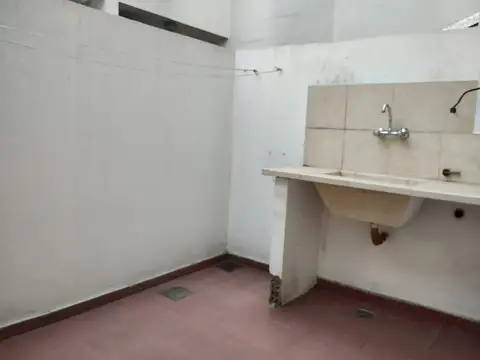 ALQUILER DUPLEX 3 AMBIENTES CON PATIO EN HAEDO