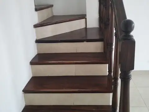 Depto Tipo Casa 3 ambientes con 1 baño