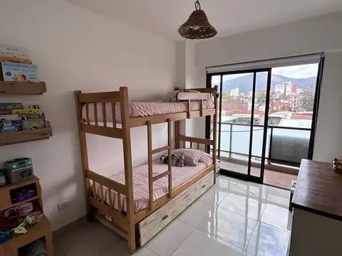 Departamento 5 ambientes con 3 baños