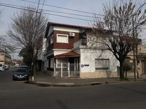 Casa - Venta - Argentina, LANUS - CHOELE CHOEL 903