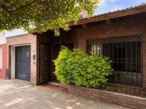 Castellanos al 2300