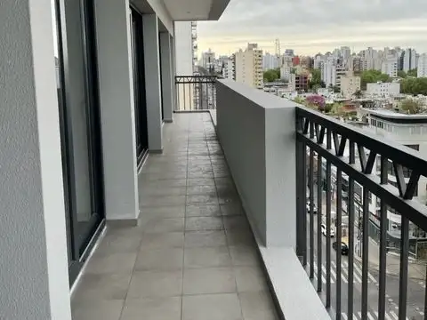 7 e/ 39 y Plaza Olazábal- DEPTO DE 3 DOR