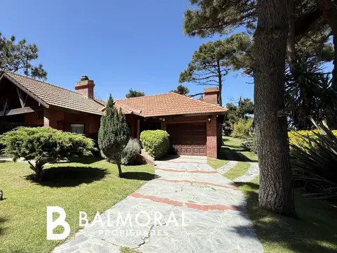 Casa en Alquiler - Zona Norte Playa / REF: 8960