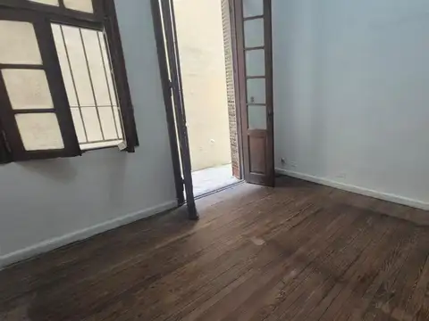 Depto Tipo Casa en Venta 60 años