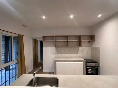 Depto Tipo Casa en Alquiler de 1 dormitorio