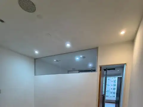 Oficina 2 ambientes con 1 baño