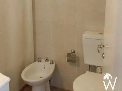 Vendo departamento de 2 habitaciones en PB al Frente!