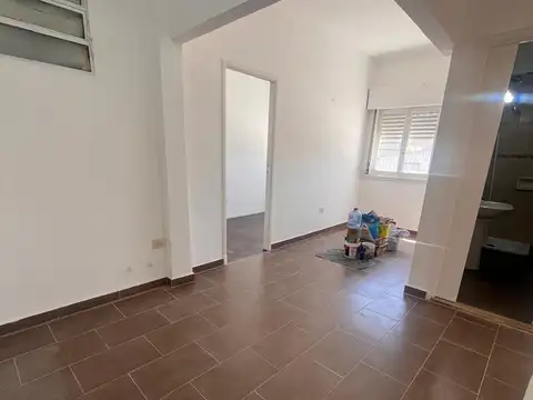 Depto Tipo Casa en Alquiler de 3 ambientes