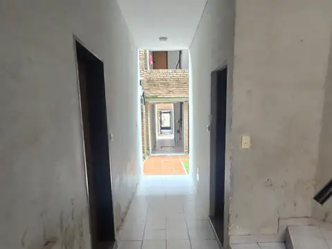 Semipiso de 2 Dorm. Luminoso de 50 m² a metros de Pellegrini