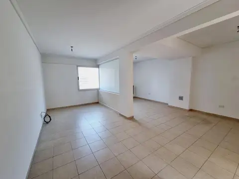 Departamento en Alquiler en Villa Ballester, $ 580.000