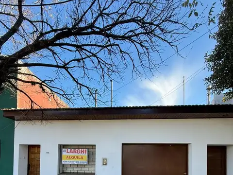 Cesar Diaz al 900