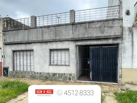 Casa 2 dormitorios Venta - Carapachay