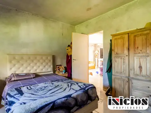 Casa 3 ambientes con 1 baño