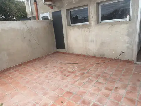 Depto Tipo Casa en Venta con 1 cocheras