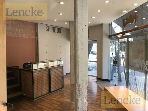 Local en Venta 80 años