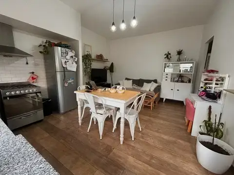 Depto Tipo Casa 3 ambientes con 1 baño