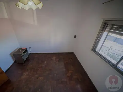 PH en venta con patio y terraza, en Caseros