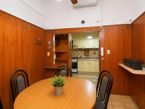 Venta Casa Caseros patio parrilla terraza