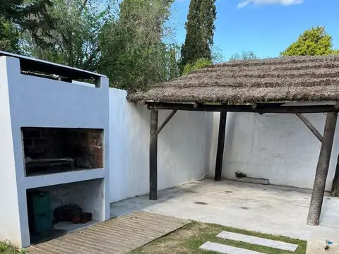 ALQUILER CASA AMUEBLADA 3 AMB EN GRAL RODRIGUEZ