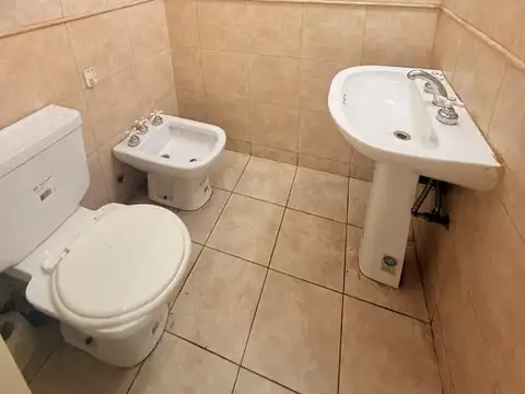 ALQUILER | Local Comercial | Pellegrini 345