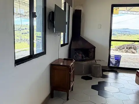 Chacra con vivienda arroyo y cañada en Pan de Azucar 10 ha 100