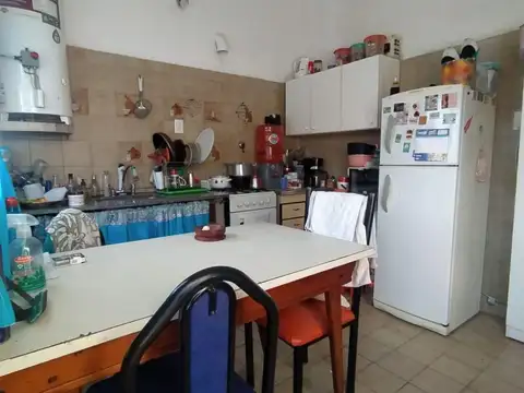 OPORTUNIDAD CASA 3 AMB C LOCAL Y PATIO ESPACIO P AMPLIACION