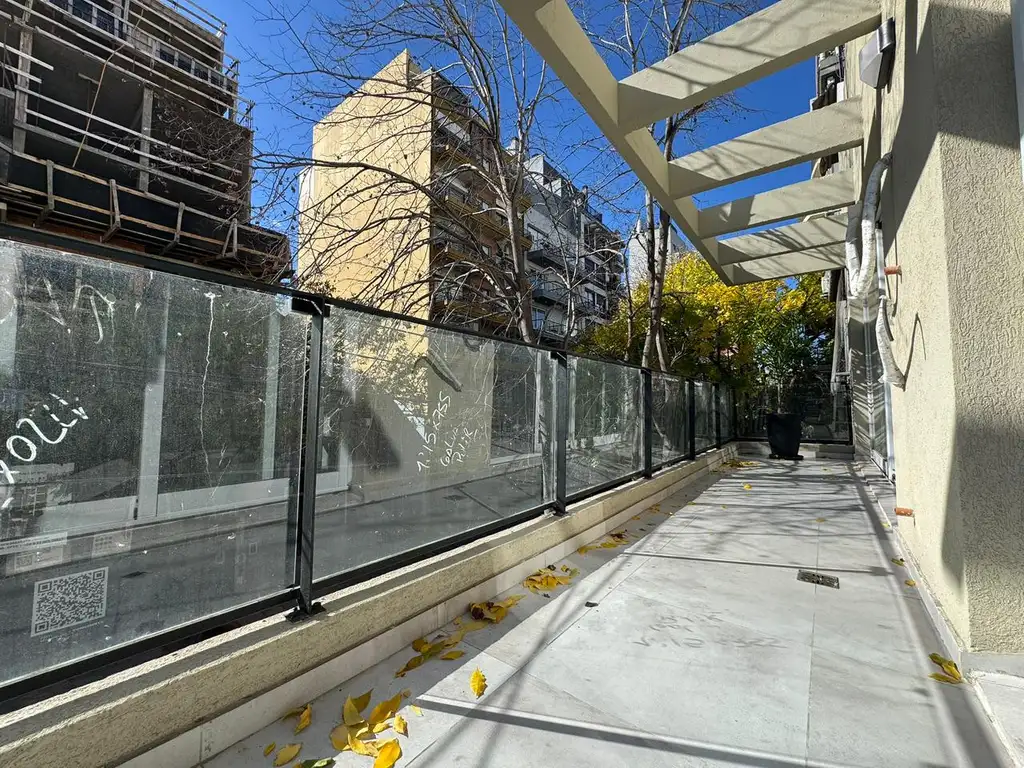 Av E Galvan 3000, Piso 2