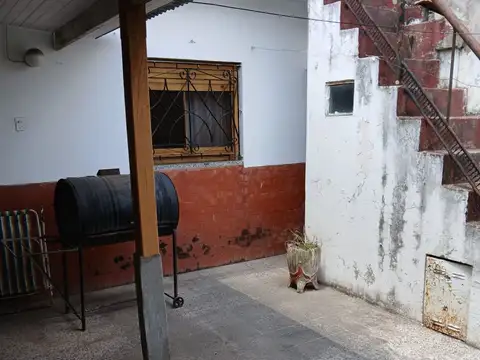 Depto Tipo Casa en Venta en Temperley, USD 39.000