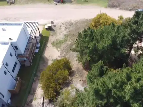 Venta Lote Costa Esmeralda barrio Golf