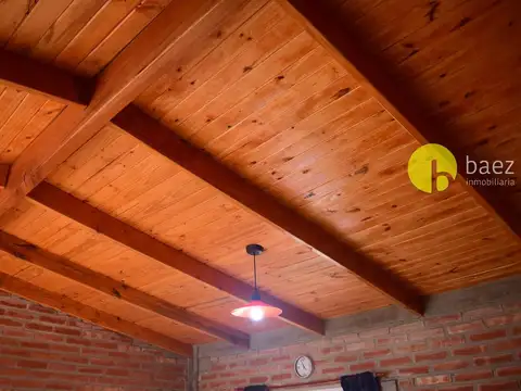 Casa 4 ambientes con 2 baños