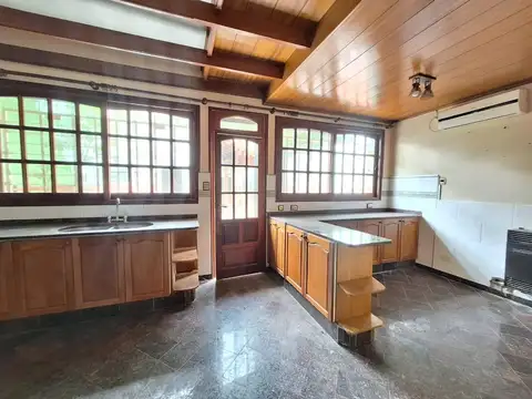 CASA EN VENTA CAMPANA