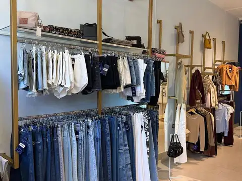 Mendoza  al 3800
