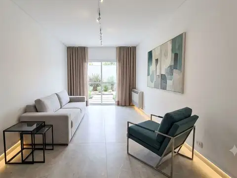 Depto Tipo Casa en Venta al Este