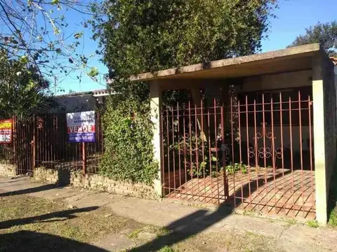 Casa  en Venta ubicado en Berazategui,  G.B.A. Zona Sur - SVN0451_LP584238_1