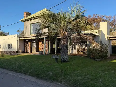 Casa de 4 dormitorios en el Pueblo de Jose Ignacio