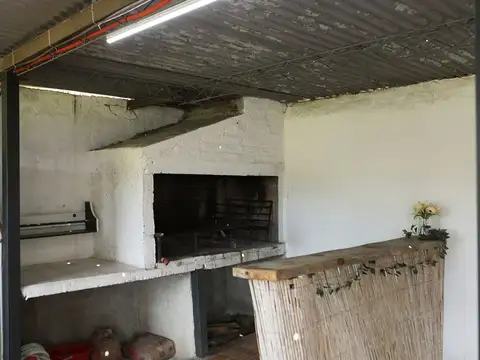 VENTA DE COMPLEJO DEPORTIVO PINAR CON BARBACOA