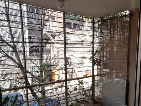 Franklin Delano Roosevelt 1600, Piso 1