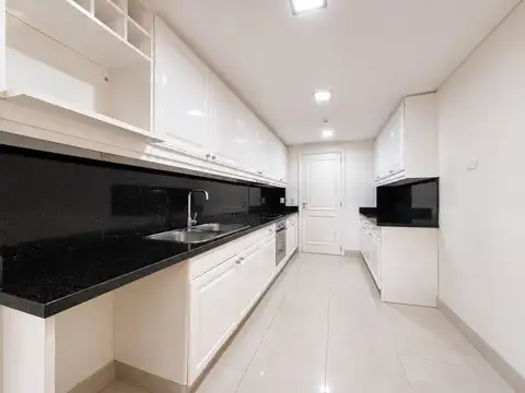 Departamento en Alquiler con 1 cocheras