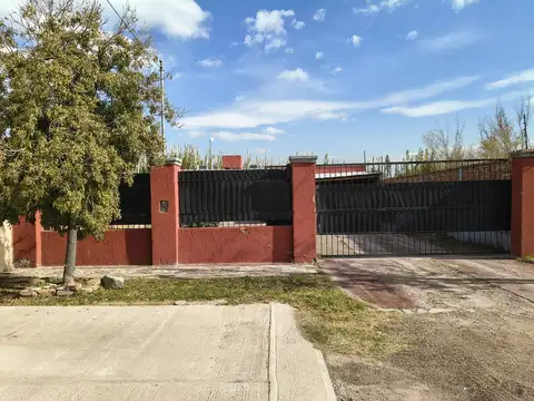 VENTA DE CASA CON DEPARTAMENTO EN BARRIO AIRES ANDINOS GUAYMALLEN CON TOUR VIRTUAL
