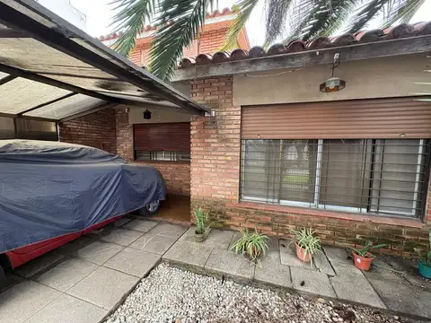 Casa 5 ambientes en venta en Ituzaingo