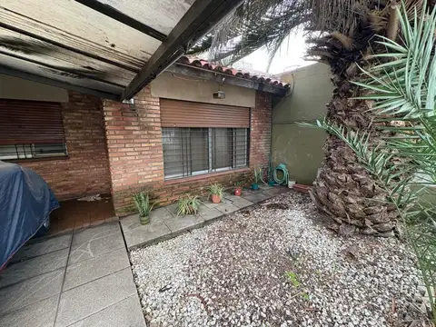 Casa en Venta con 1 cochera