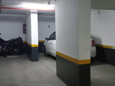 Av Pueyrredón 100
