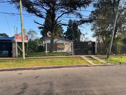 Hermoso chalet sobre lote de 840m2 - Ideal inversores