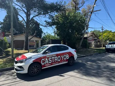 Hermoso chalet sobre lote de 840m2 - Ideal inversores